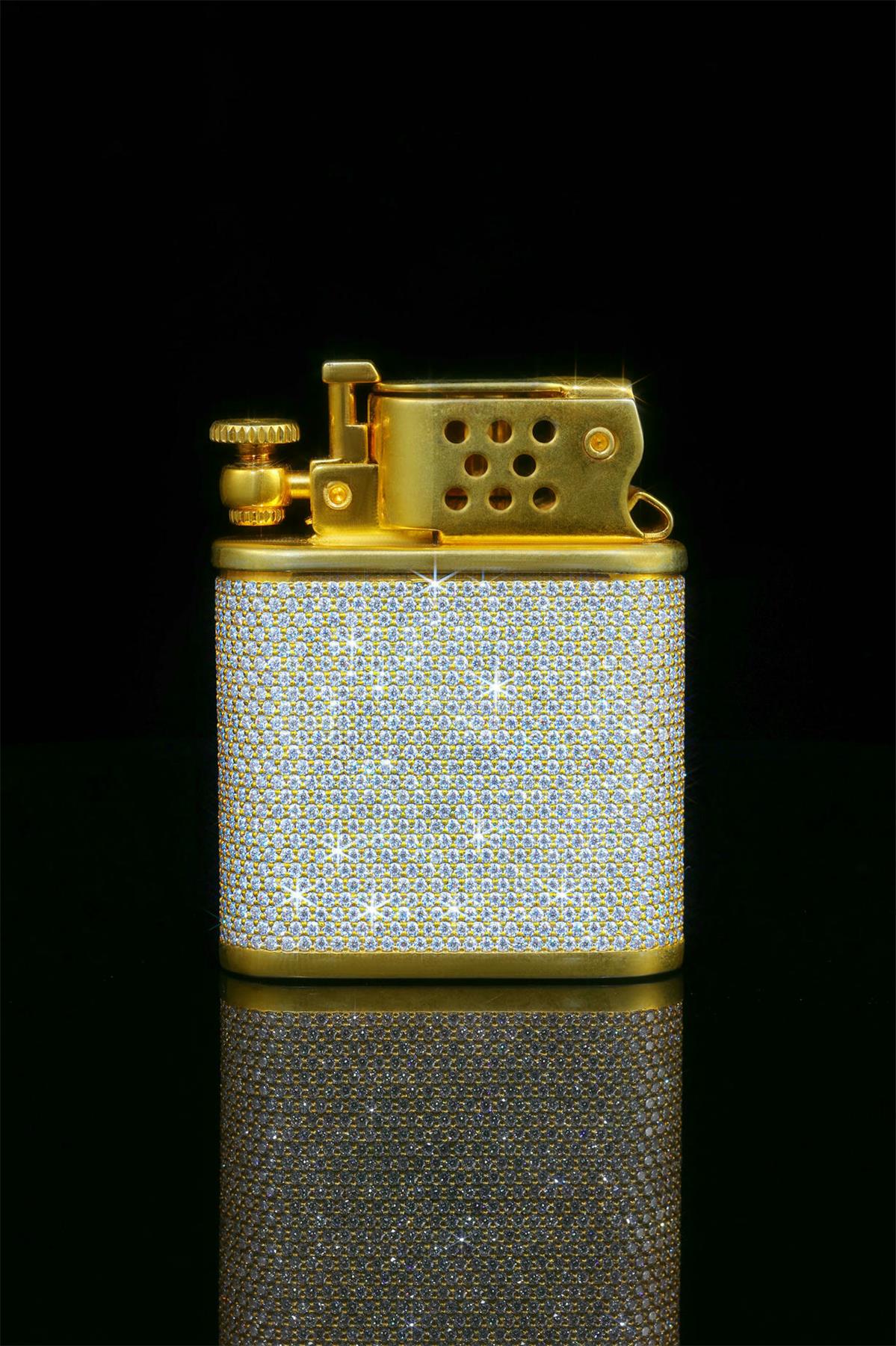 Zorro kerosene lighter made of 18K gold