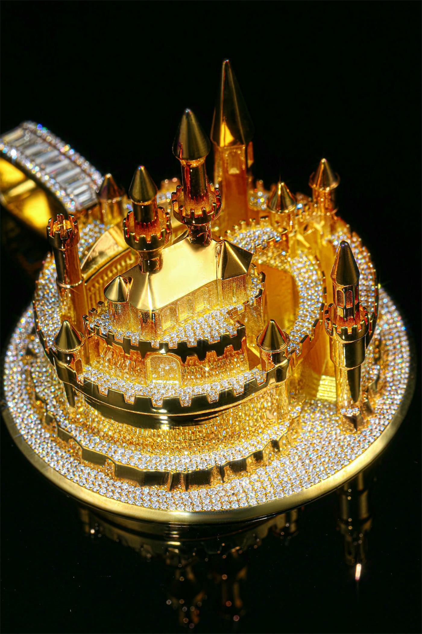 Pendant of 18K Gold Castle Model