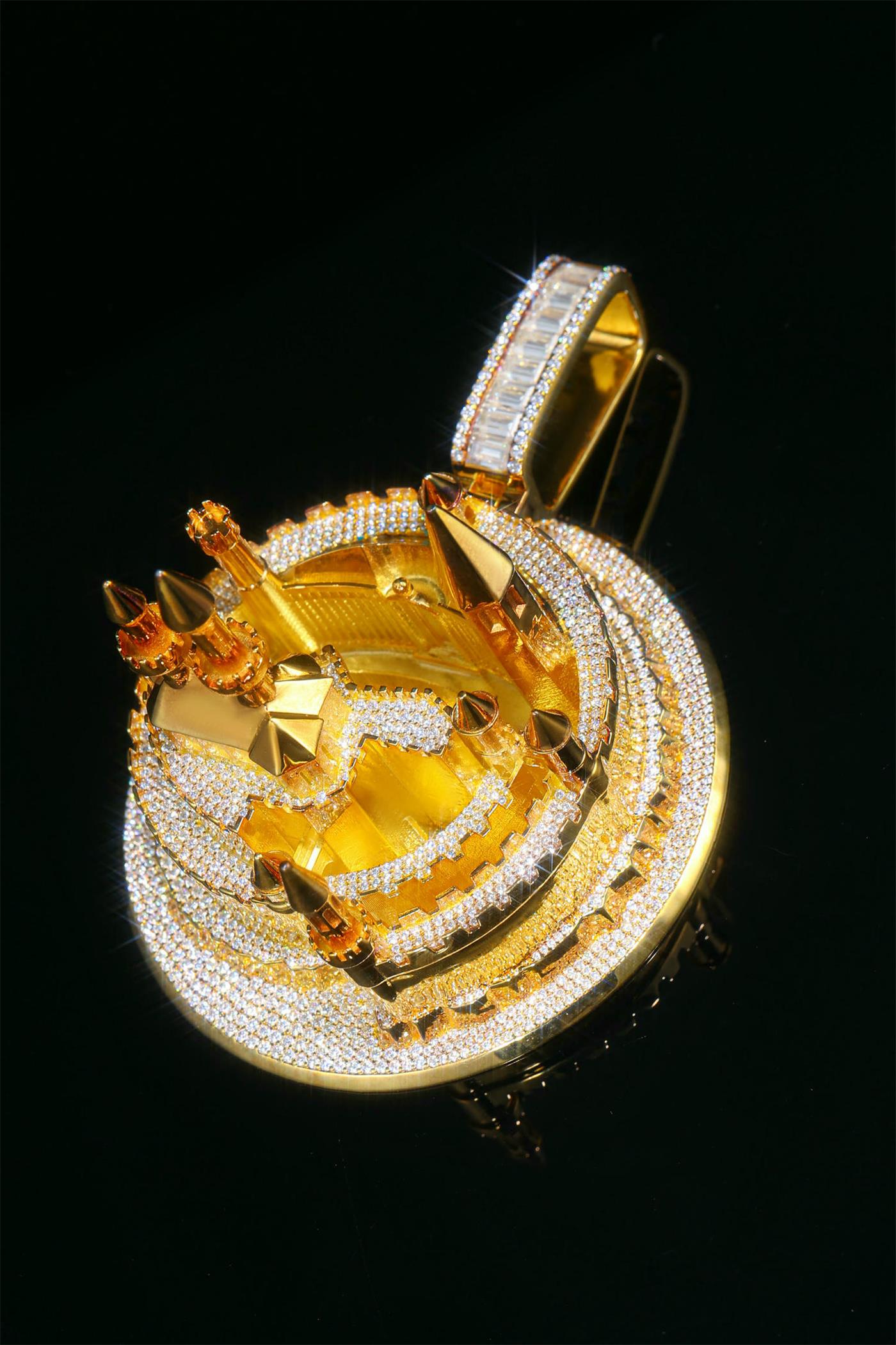 Pendant of 18K Gold Castle Model